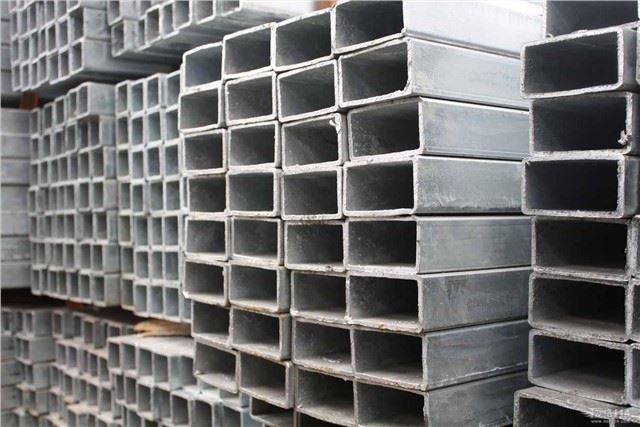 Diferan gwosè cho galvanised Steel kare tiyo